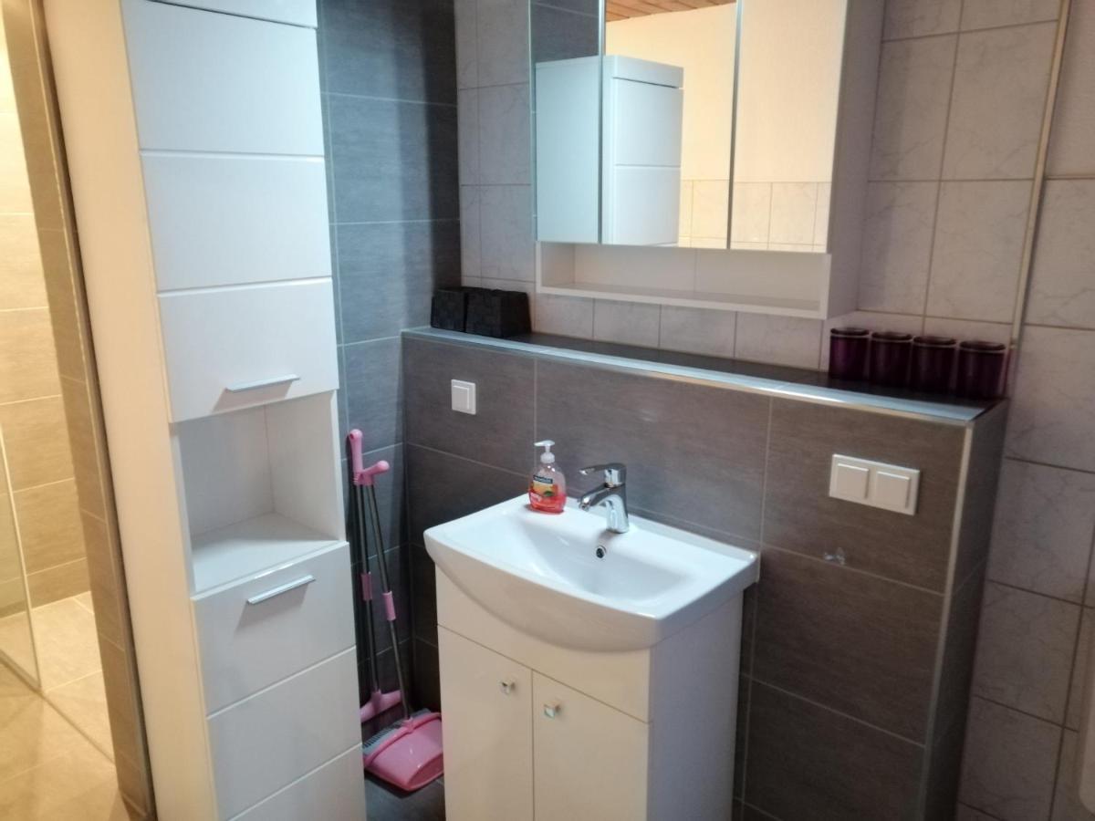 Ferienwohnung Ines Айзенах Екстериор снимка