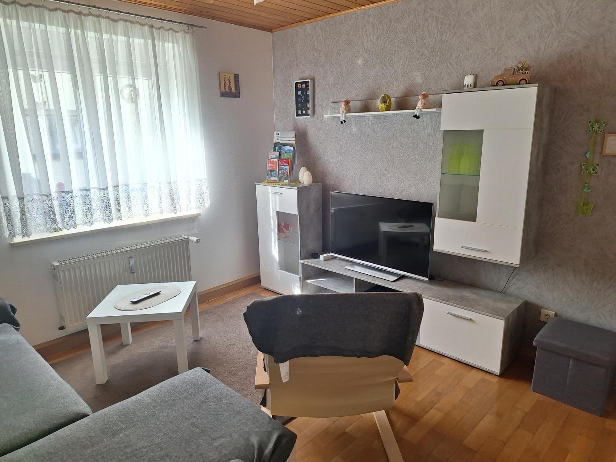 Ferienwohnung Ines Айзенах Стая снимка